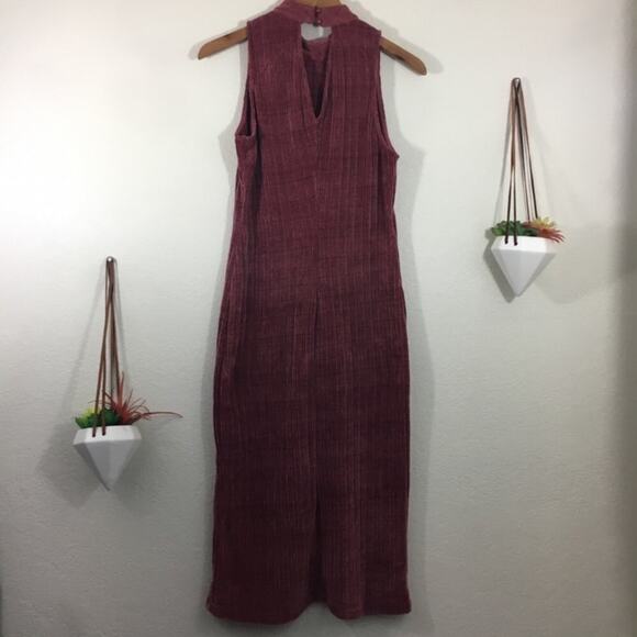Lulus high neckline bodycon midi dress - Picture 2 of 5